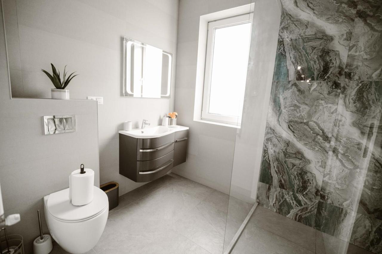 Sibiu Ezonia Central Apartment Zewnętrze zdjęcie
