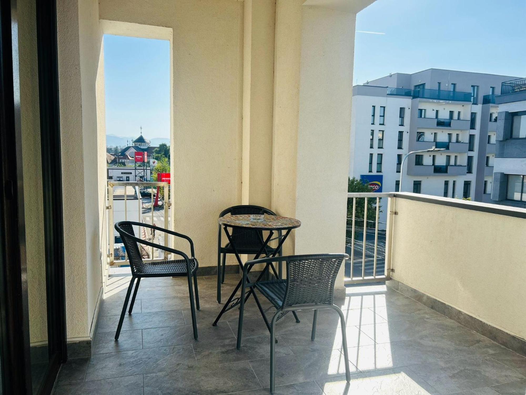 Sibiu Ezonia Central Apartment Zewnętrze zdjęcie